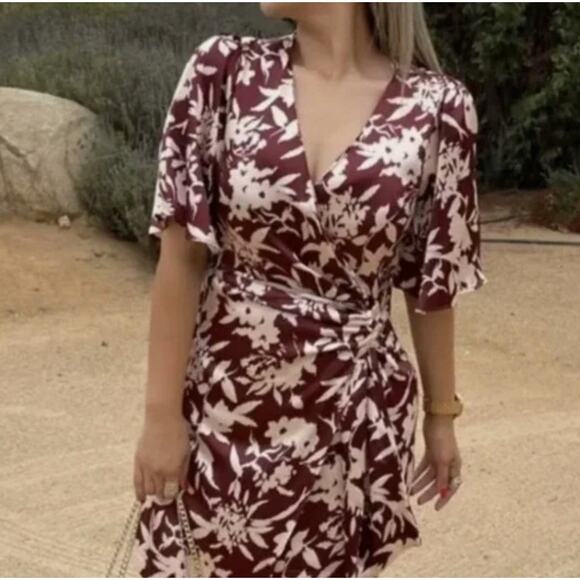 Zara Brown & Cream Floral Beige V-Neck Satin Effect Mini Dress Size  Medium - Picture 1 of 7